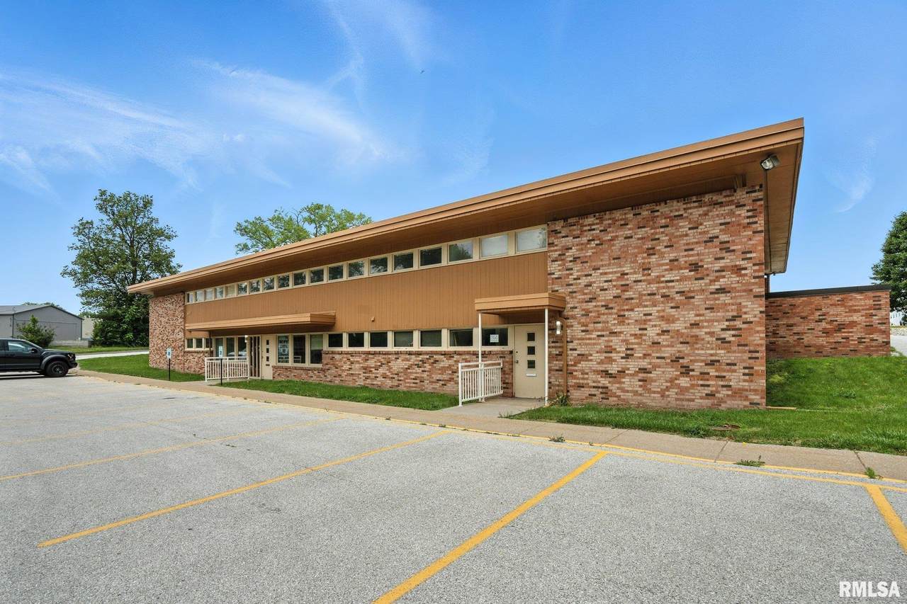 430 35TH Street - Photo 1
