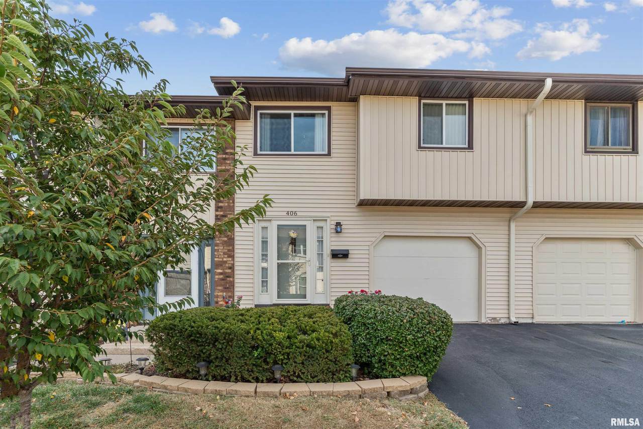 4023 Lillie Avenue - Photo 1