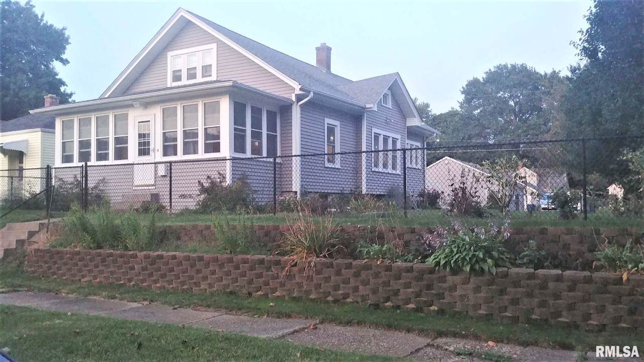 2116 3RD Street - Photo 1