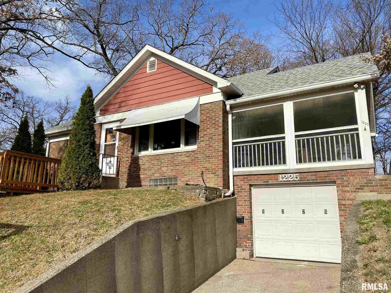 1225 20TH Avenue Way - Photo 1