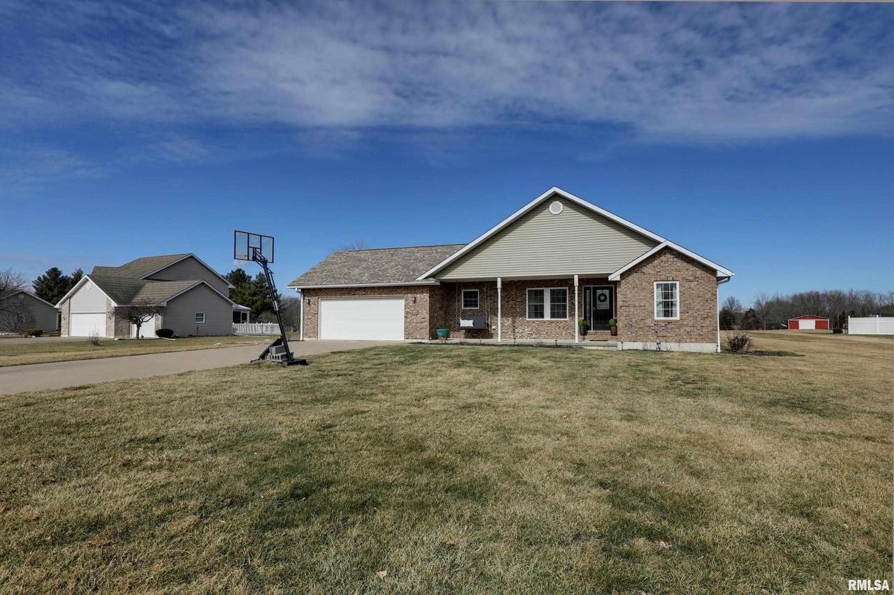 1433 Hemingway Drive - Photo 1