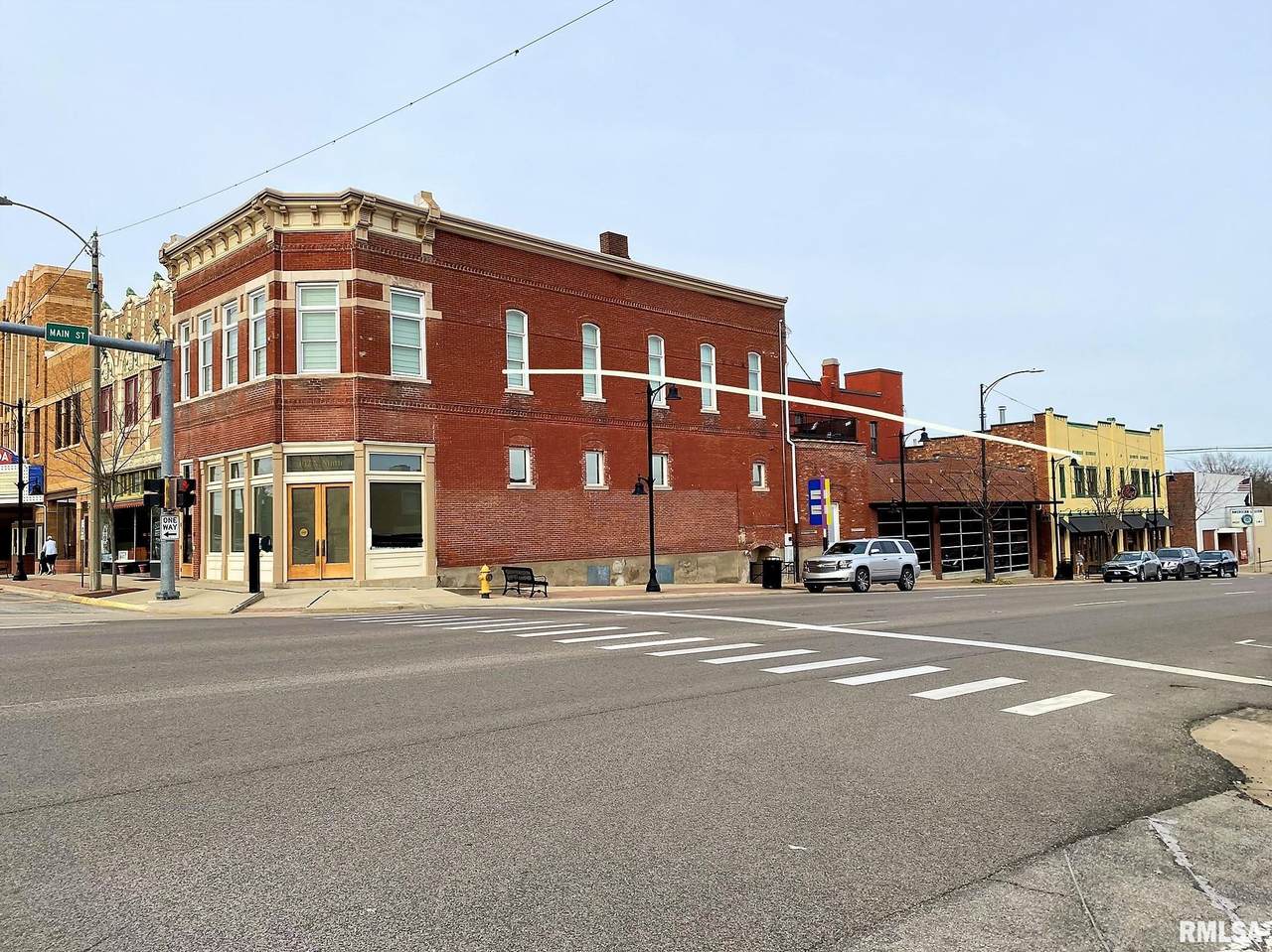 102 9TH Street - Photo 1