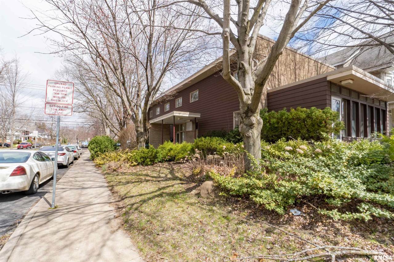1004 Institute Place - Photo 1