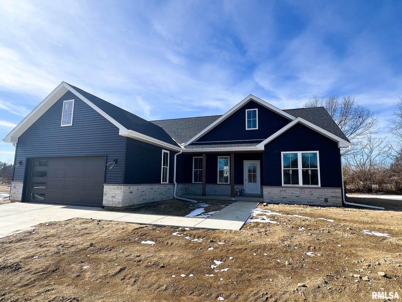 1217 Parkview Drive - Photo 1