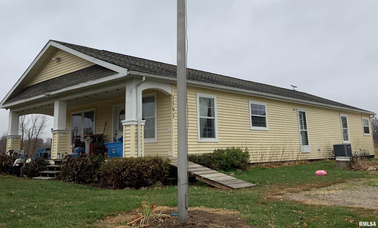 1393 Lacon Road - Photo 1