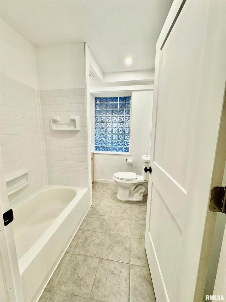 https://bt-photos.global.ssl.fastly.net/peoria/1280_boomver_3_QC4260917-1.jpg