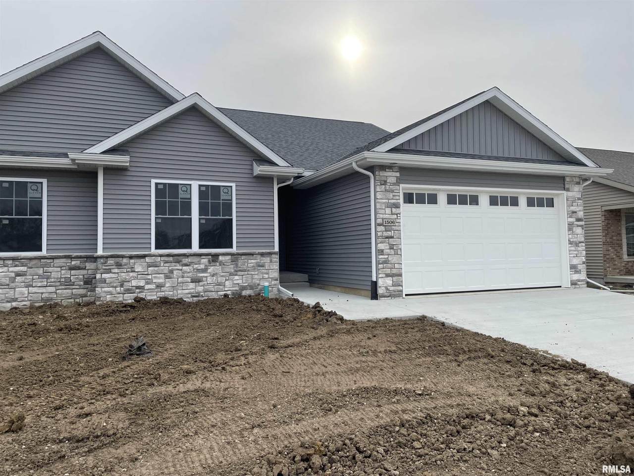 1506 Dearborn Drive - Photo 1