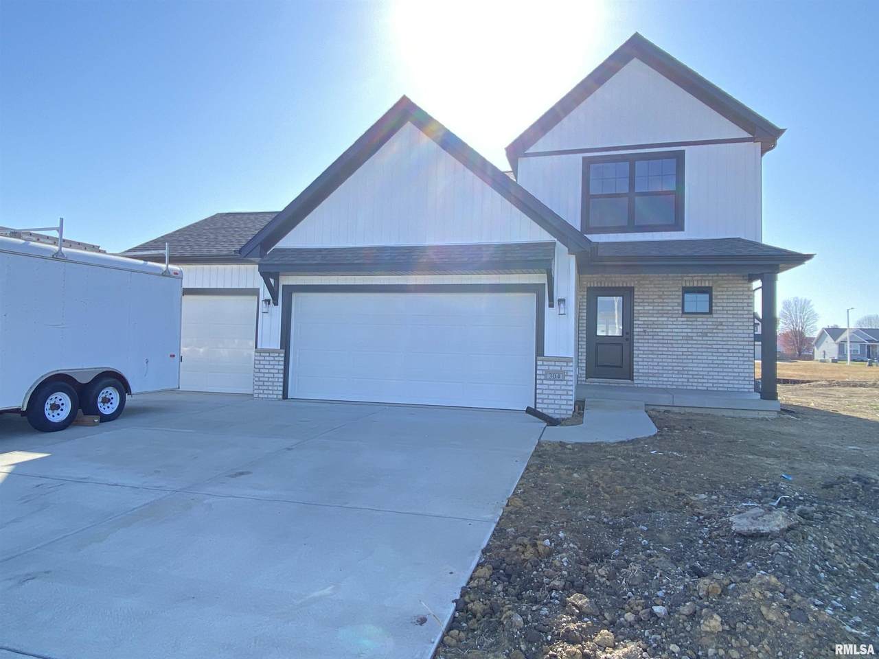 304 Hodges Court - Photo 1