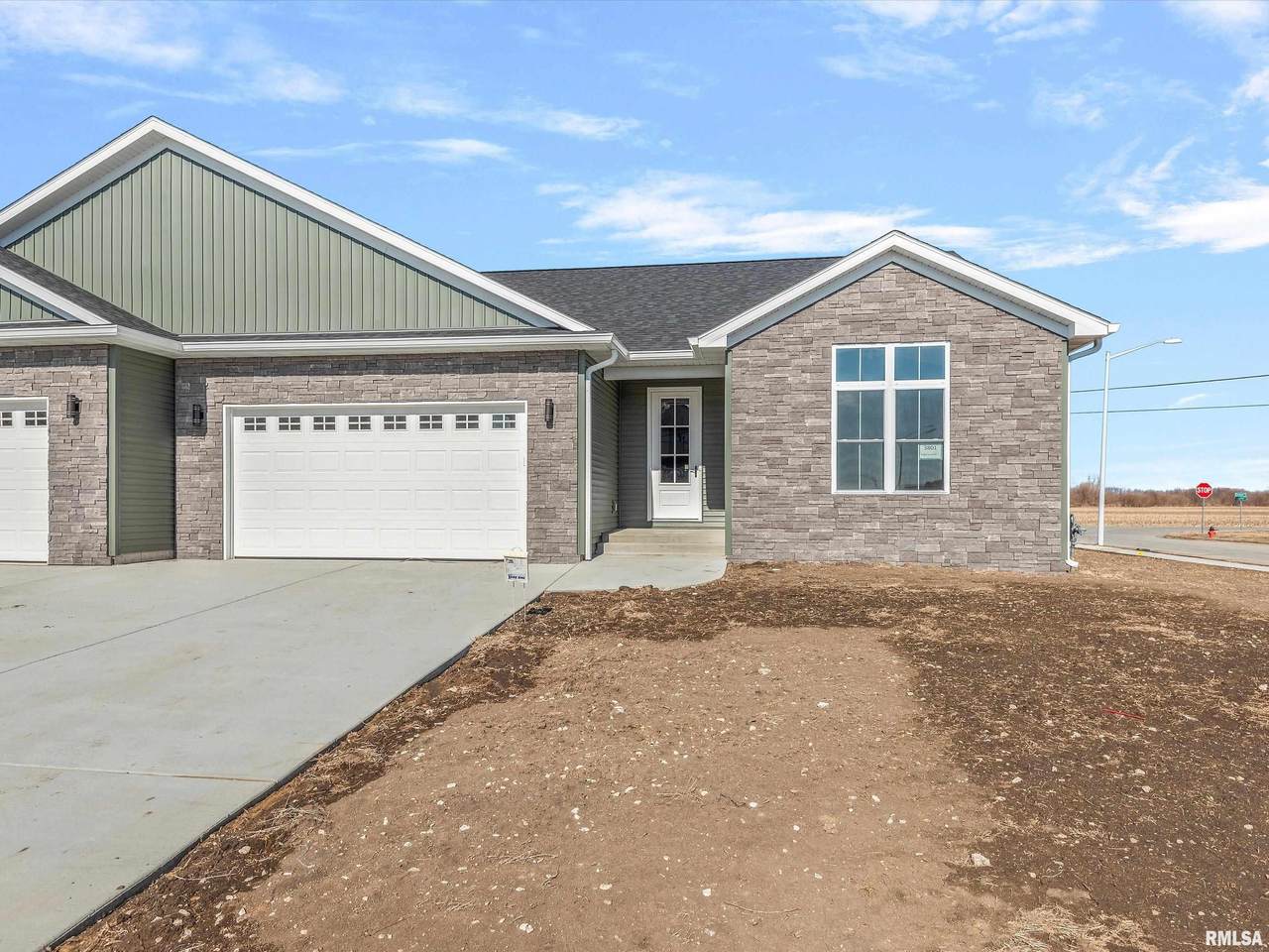 3801 Sugar Loaf Drive - Photo 1