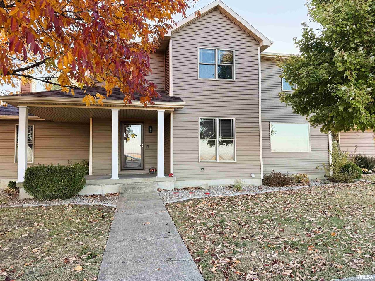 537 Richmond Drive - Photo 1