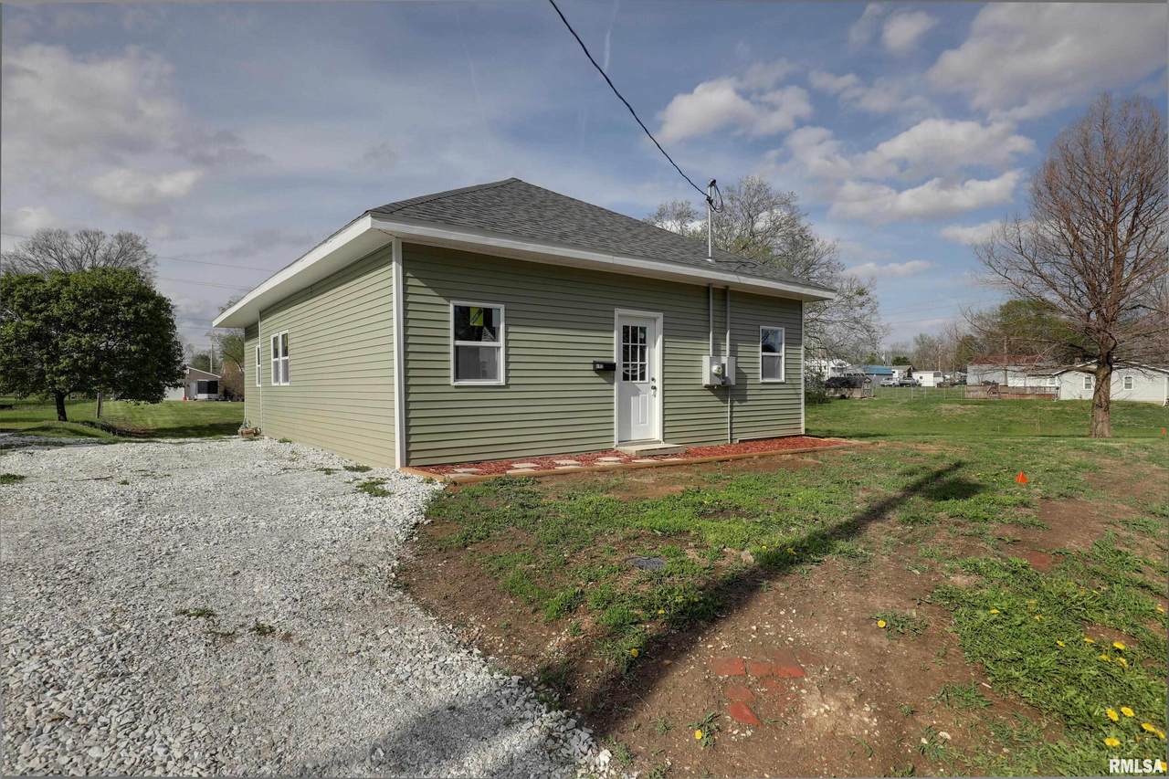 143 Clinton Street - Photo 1