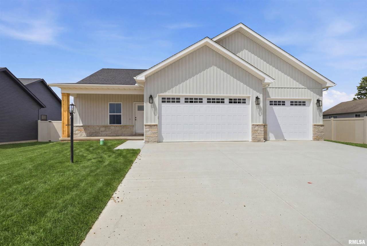 1303 Hillcrest Drive - Photo 1