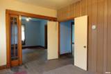 442 Chambers Street - Photo 8