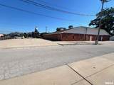 110 Lawrence Avenue - Photo 29