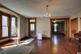 607 17TH Street - Photo 4