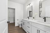 3200 Greenbriar Drive - Photo 20