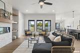 3200 Greenbriar Drive - Photo 4
