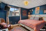 221 Monroe Street - Photo 32