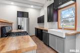 1037 8TH Street - Photo 18