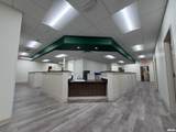 2345 Macarthur Boulevard - Photo 11