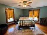 933 Main Street - Photo 24