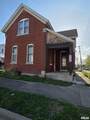 824 11TH Street - Photo 3