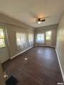 1121 Chestnut Street - Photo 2
