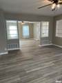 1121 Chestnut Street - Photo 4