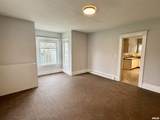 522 Hail Street - Photo 4