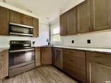 242 Webster Avenue - Photo 18