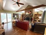 2505 Chestnut Street - Photo 2