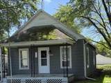 208 Ebony Street - Photo 2
