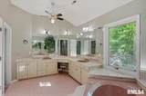 3016 Lawrence Avenue - Photo 35