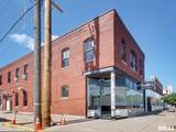 938 Maine Street - Photo 2