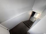 404 Walnut Street - Photo 29