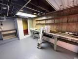 404 Walnut Street - Photo 38