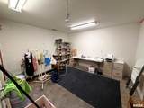 2332 Macarthur Boulevard - Photo 11