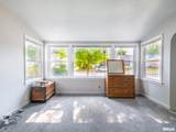 120 Illinois Avenue - Photo 6