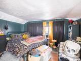 824 Eleanor Place - Photo 33