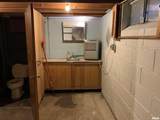 2011 Albany Avenue - Photo 33