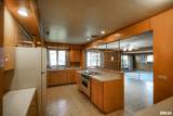 203 Evergreen Street - Photo 16
