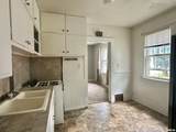 1009 Armstrong Avenue - Photo 5
