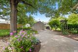240 Cedar Avenue - Photo 4