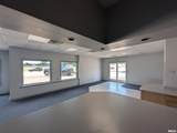 502 War Memorial Drive - Photo 9