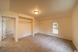 811 Edward Street - Photo 38