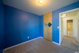 1617 Holiday Drive - Photo 23