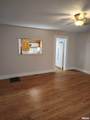 702 Avenue C - Photo 17