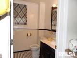 355 Walnut Street - Photo 11
