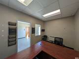 1613 Pioneer Parkway - Photo 16