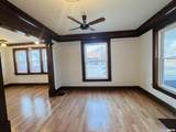 560 Crafford Street - Photo 3